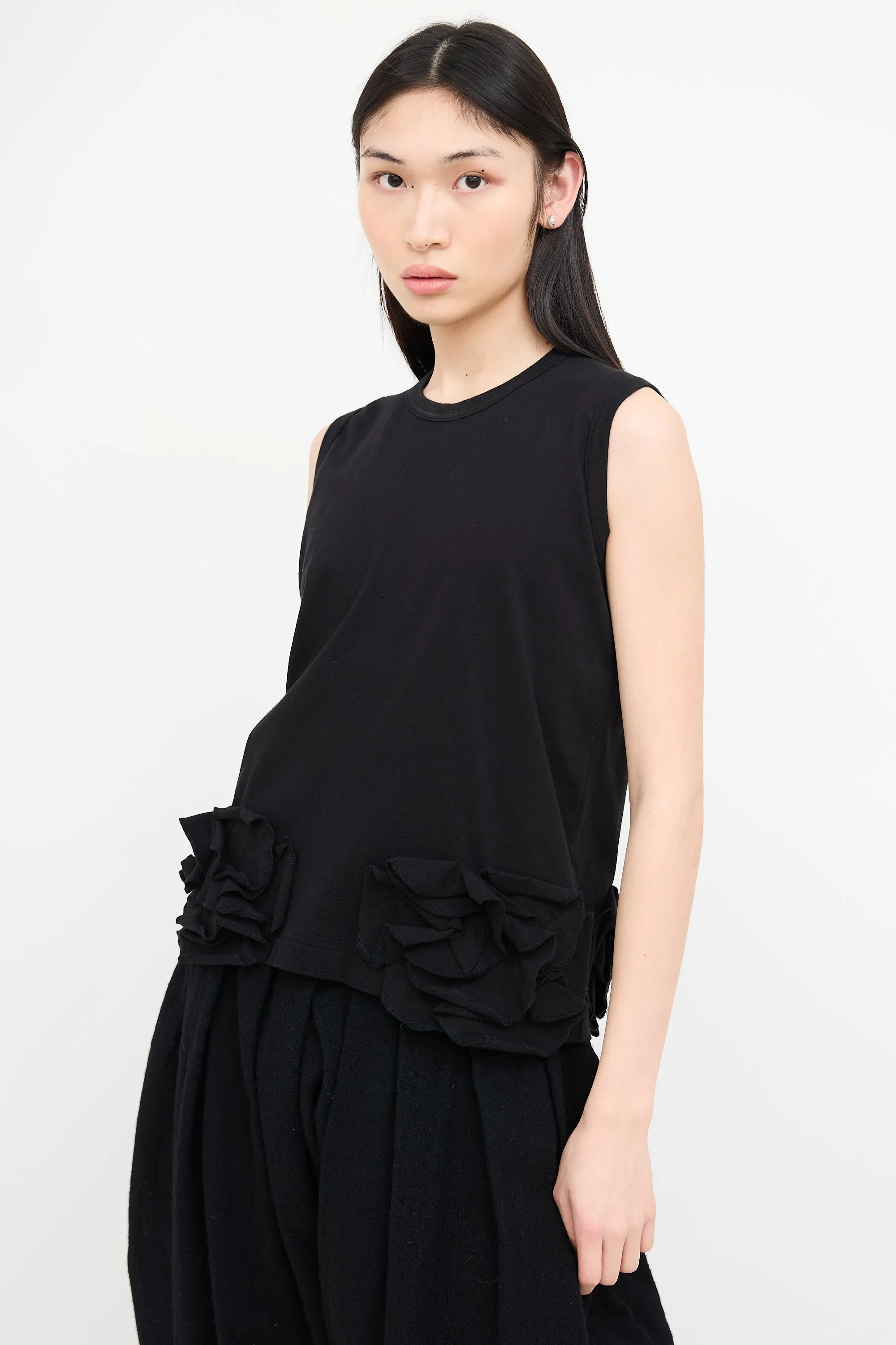 Black Sleeveless Ruffled Top
