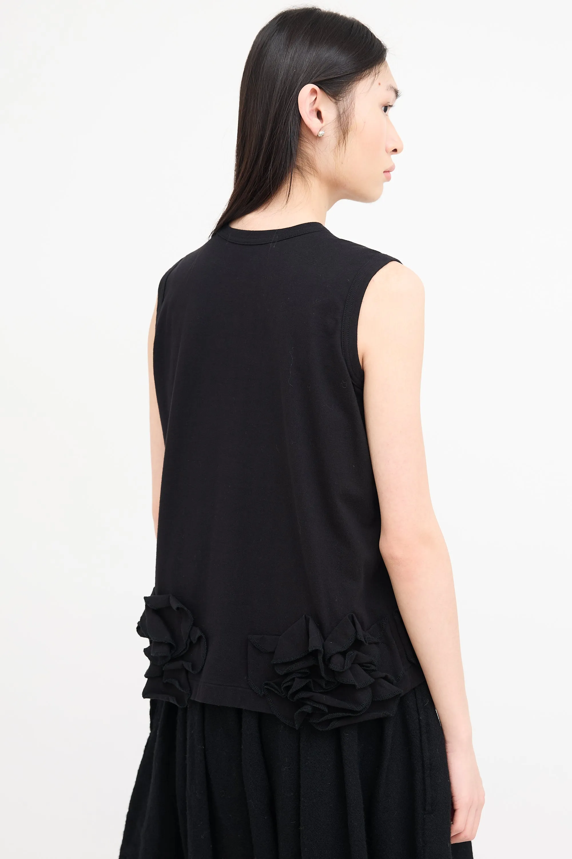 Black Sleeveless Ruffled Top