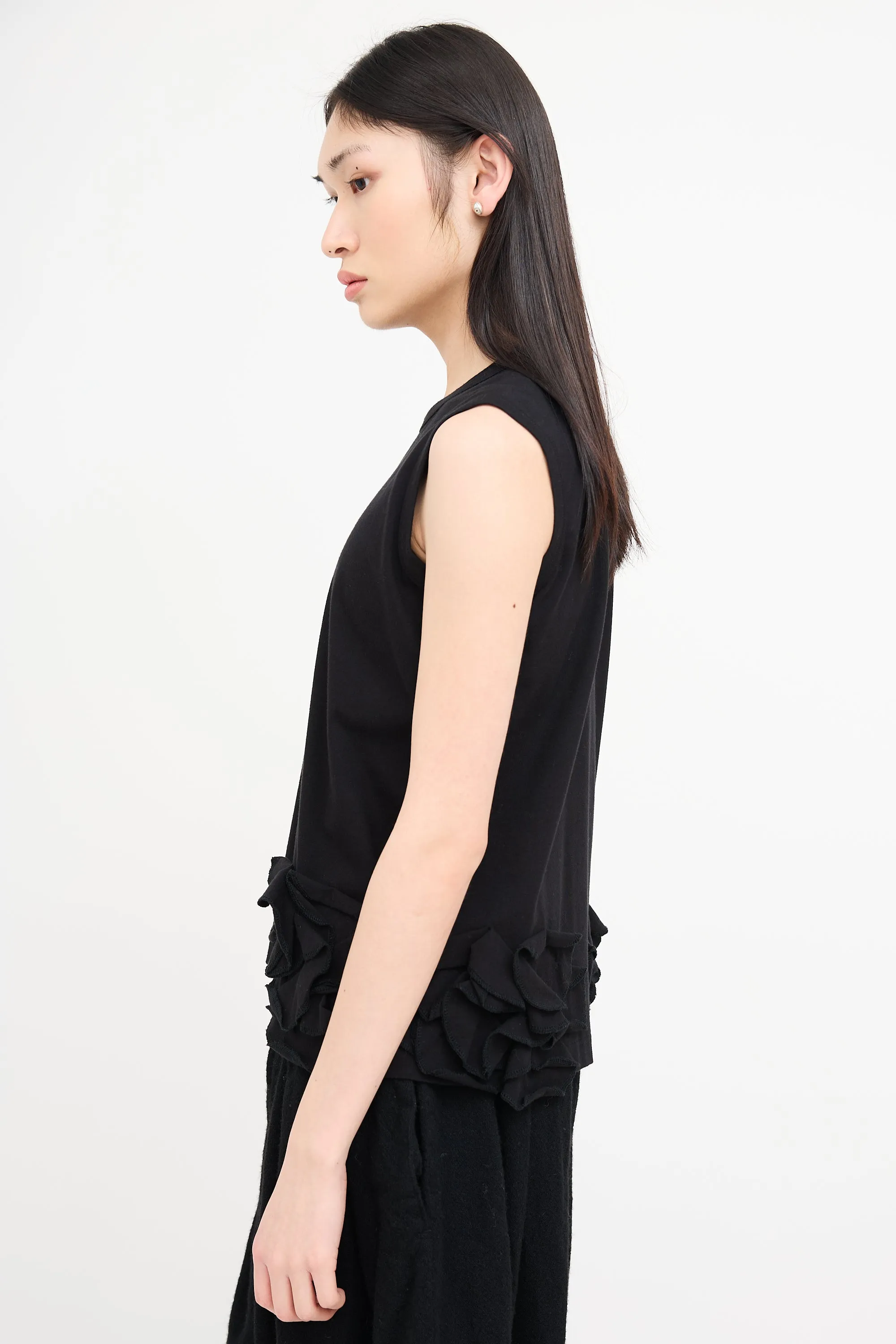 Black Sleeveless Ruffled Top